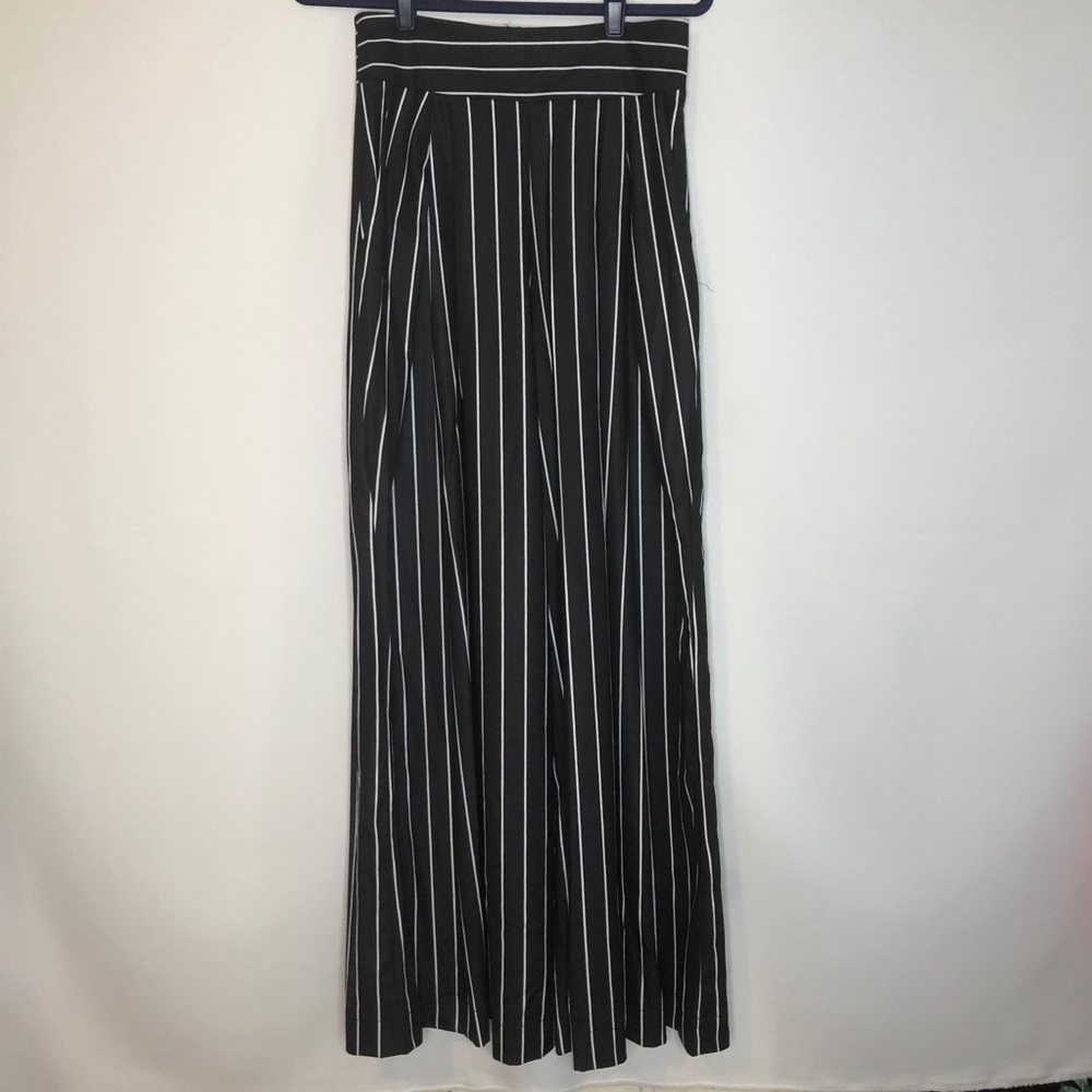 HP Wide leg pin striped high waisted pants